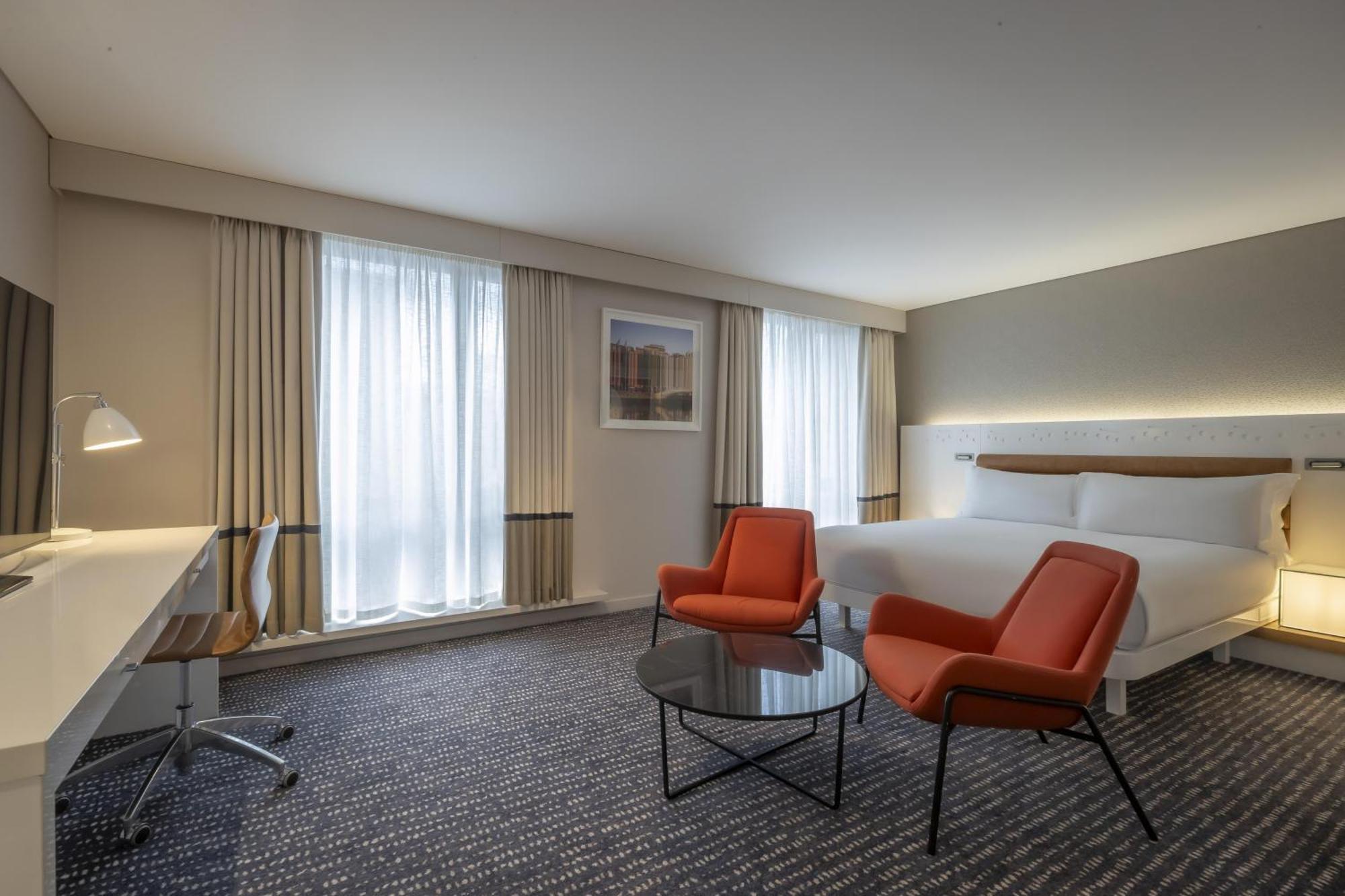 Junior Suite,1758331111:JPEG